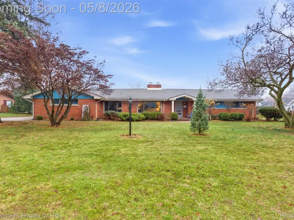 3150 Middlebury Ln, Bloomfield Hills, MI 48301