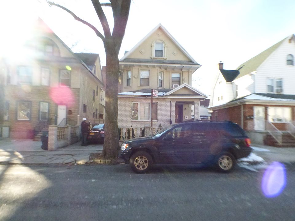1st image of 8444 121st St