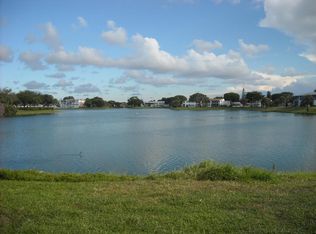 358 Chatham S #R, West Palm Beach, FL 33417