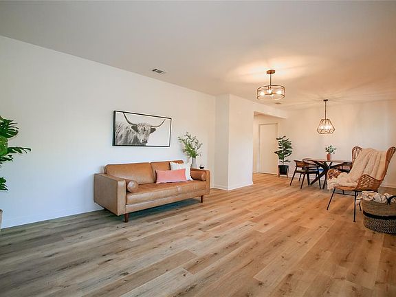 5th image of 4832 Overton Ave