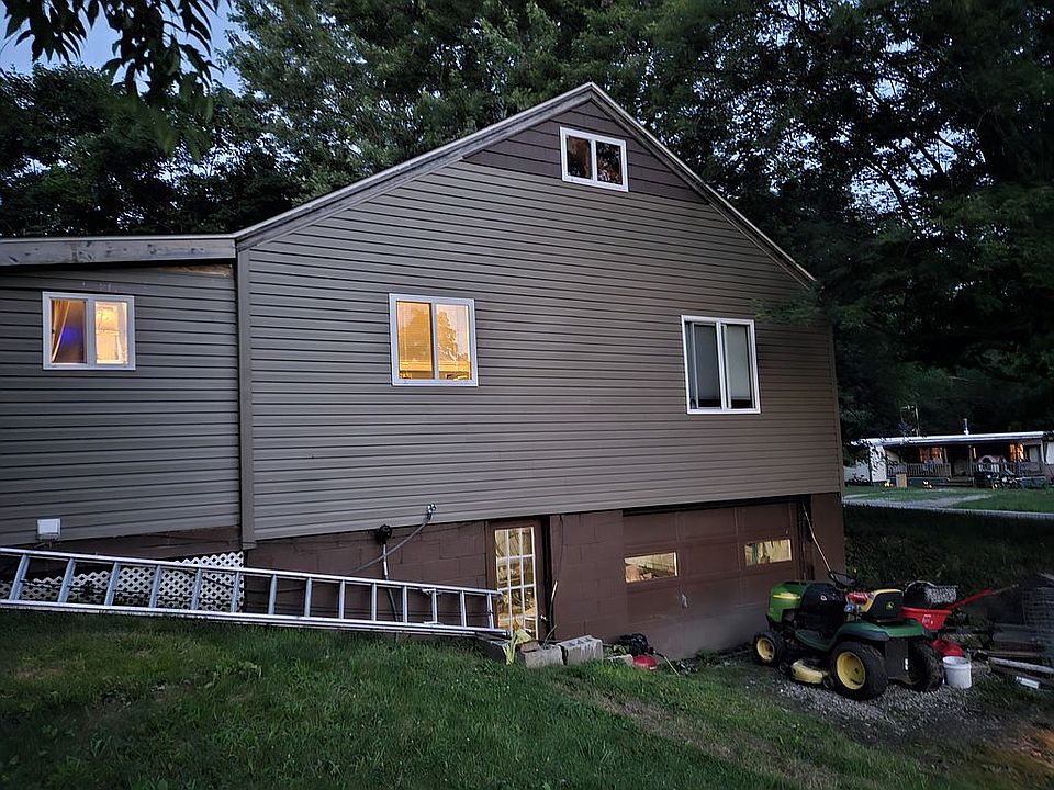 1st image of 43905 Shirbish Dr