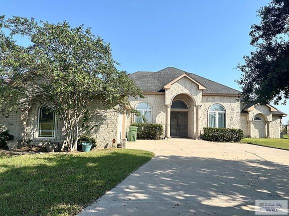 2nd image of 139 Canteros Dr