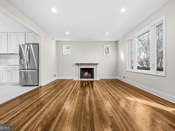 5th image of 3608 Janet Rd