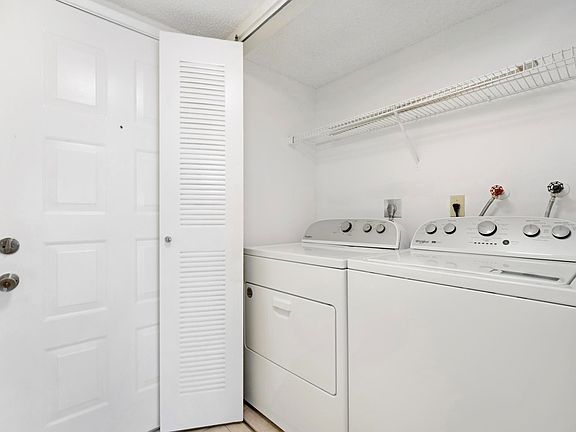 5th image of 2226 N Cypress Bend Drive #502