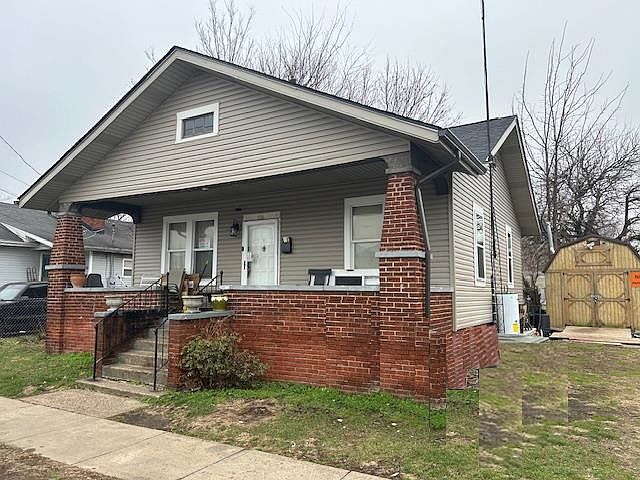 1st image of 1116 E 5th St