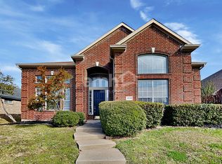 2510 Valley Creek Dr, Garland, TX 75040