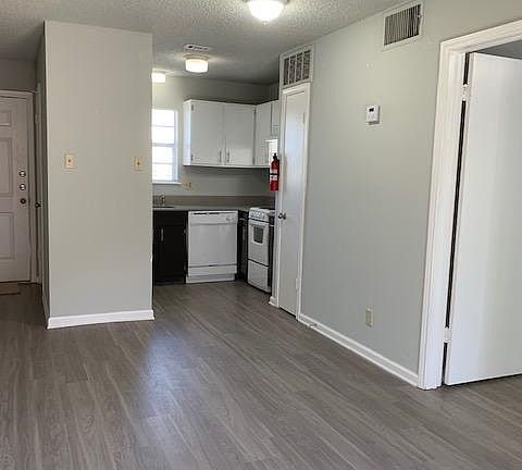 3rd image of 400 Army Blvd #102