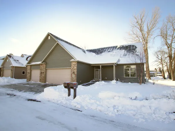 W5394 Martin Ln, Fond Du Lac, WI 54935