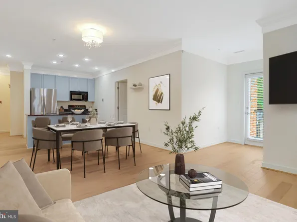 181 E Reed Ave APT 204, Alexandria, VA 22305