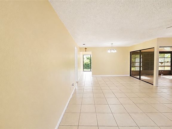 3rd image of 1807 SW 2nd Ave