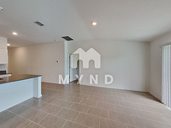 5th image of 3037 Blue Bonnet Ln