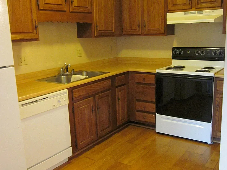 1141 Turkey Foot Rd — Photo 7