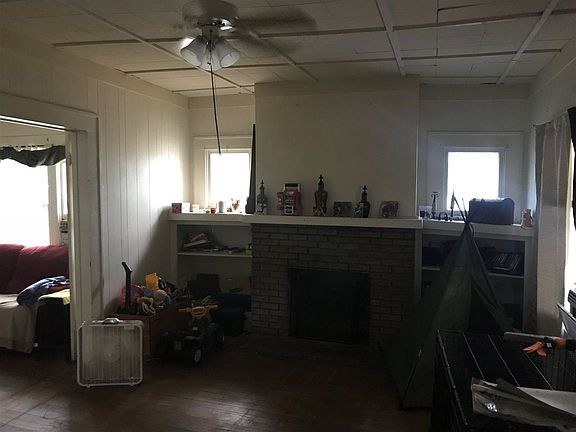5th image of 400 S Vandeveer St