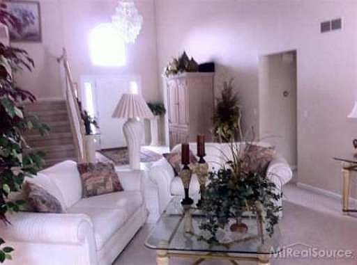 3rd image of 34271 Blaire Ave