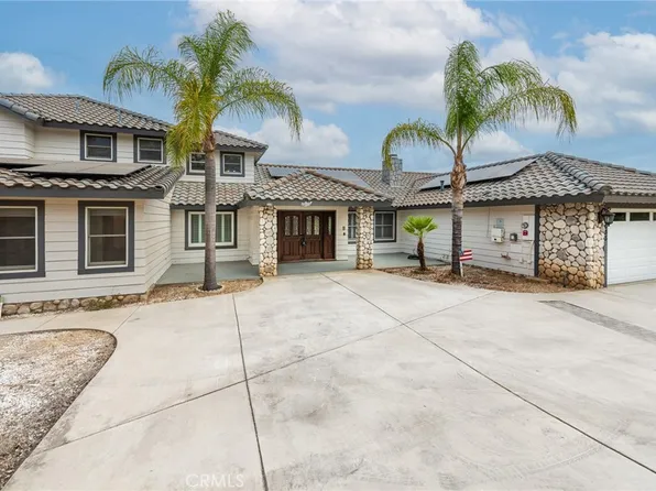 17033 Andromeda Ln, Riverside, CA 92504
