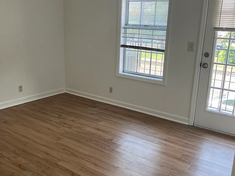 2325 Elliston Pl #204 — Photo 9