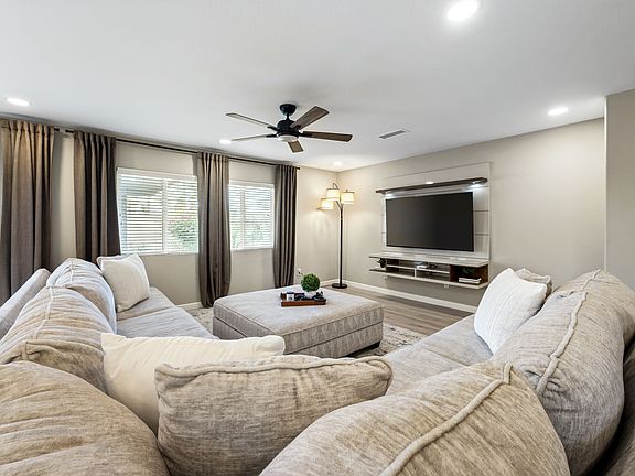 4th image of 84131 Azzura Way