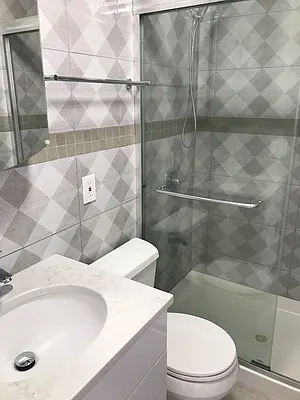 Rented by REMAX Elite | media 8