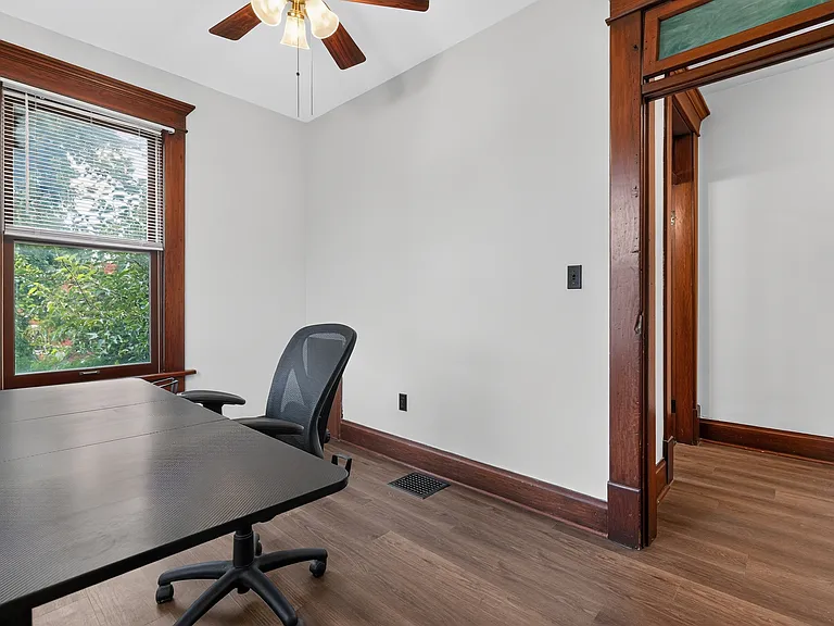 1439 S High St — Photo 27