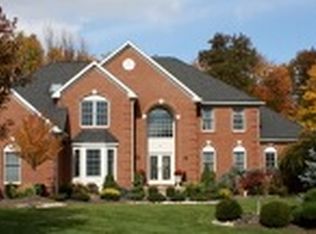 8 Sunrise Dr, Parsippany, NJ 07054