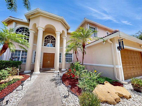 3rd image of 11833 NW 11th Court