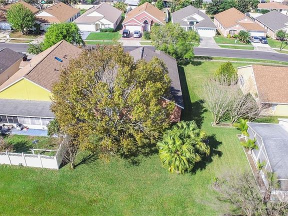 4th image of 6512 Cherry Grove Cir