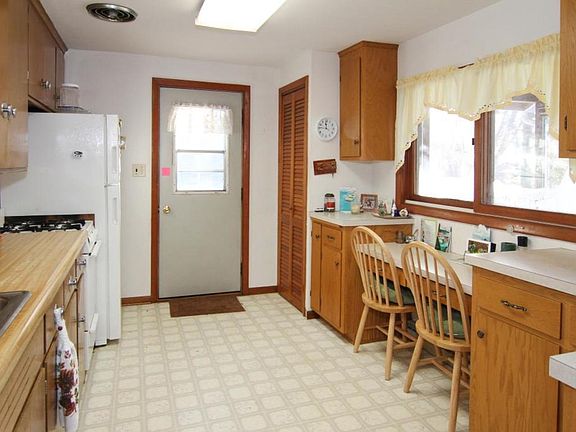 5th image of 11688 Elm Cir