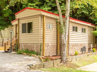 756 Big Valley Blvd, Townsend, TN 37882