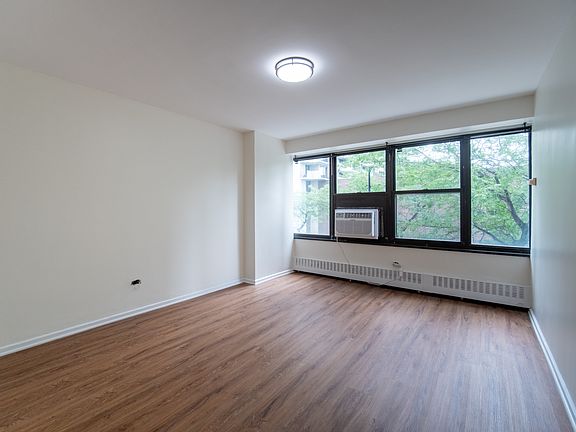 5th image of 6030 N Sheridan Rd APT 309