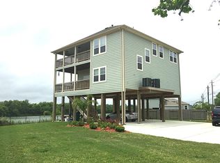 1101 E Meyer Rd, Seabrook, TX 77586