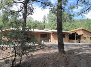 12 Los Pinos, Pinos Altos, NM 88053