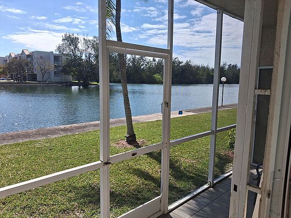 3rd image of 21133 SW 85th Ave APT 114