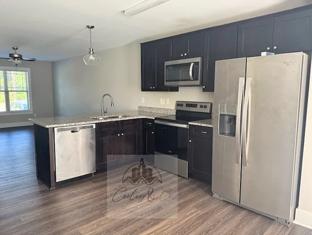 307 S Church St — Photo 3