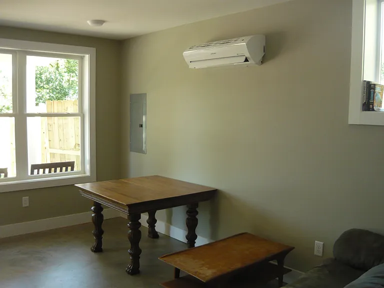 111 Arco Rd #B — Photo 7