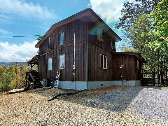 4th image of 3639 Wangdoole Way