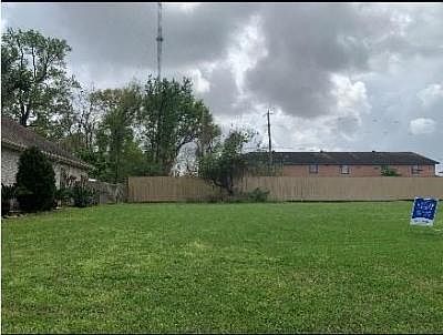 1st image of 224 Mae Dr