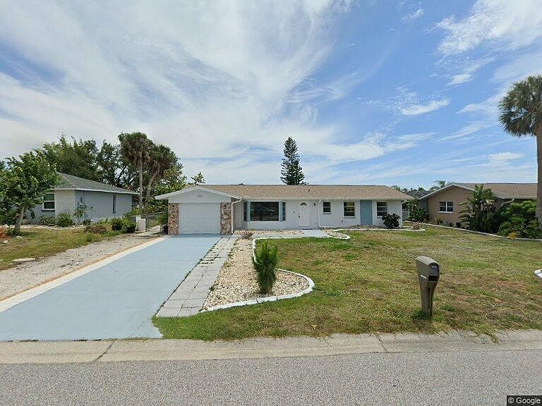 1st image of 272 Annapolis Ln