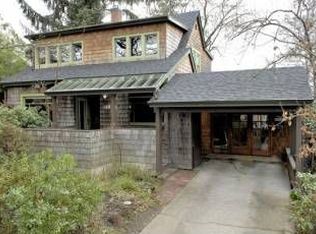 1944 Moss St, Eugene, OR 97403