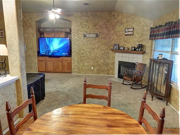 5th image of 954 Silver Streak Dr