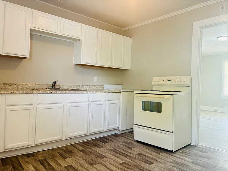1011 Horton Ave #A — Photo 7