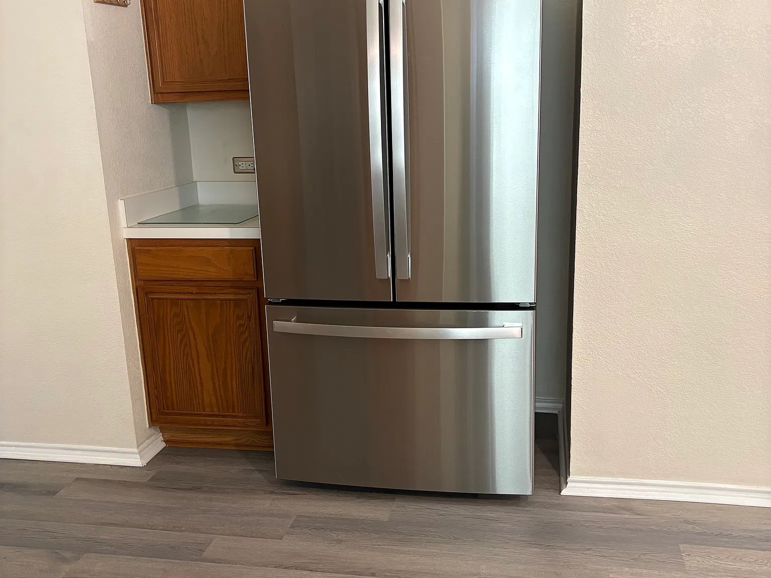 3 bed, 1408 sqft, $1,975 — Photo 4