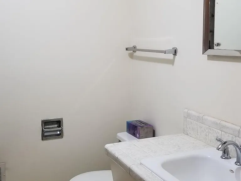 3539 Logan St — Photo 36
