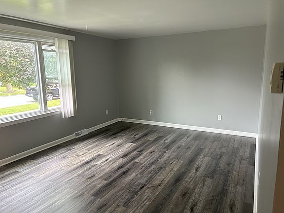 2nd image of 87 Jeffrey Dr