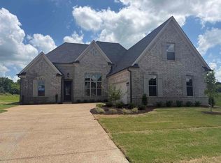 25 Trey Meadows Dr, Oakland, TN 38060