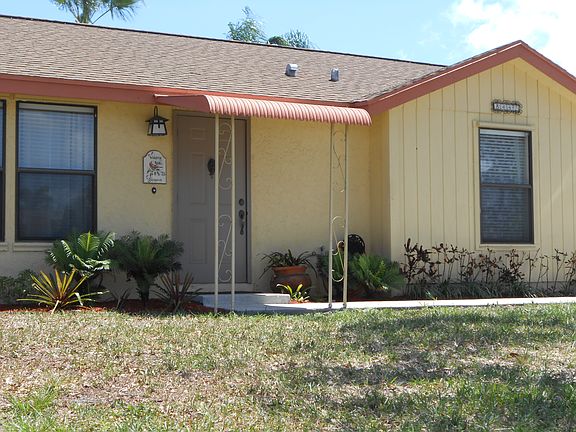 3rd image of 8442 Elaine Dr