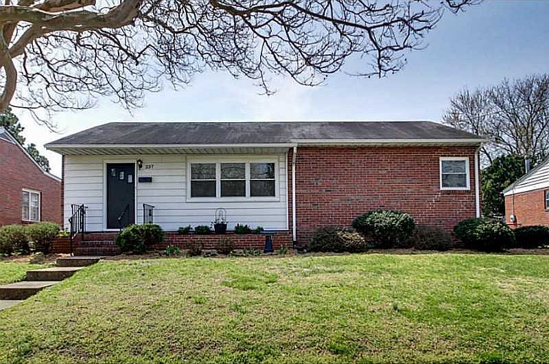 1st image of 237 Forsythe St
