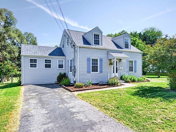 2nd image of 507 Wildwood Dr