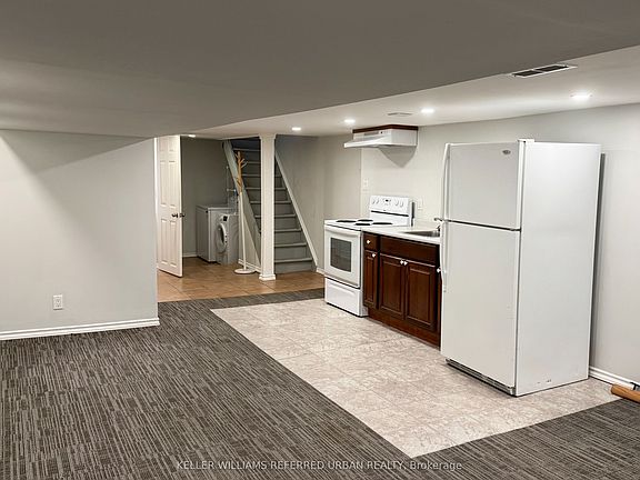 5th image of 157 Harding Blvd #Basement