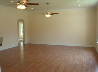 41120 Dunson Rd, Ponchatoula, LA 70454