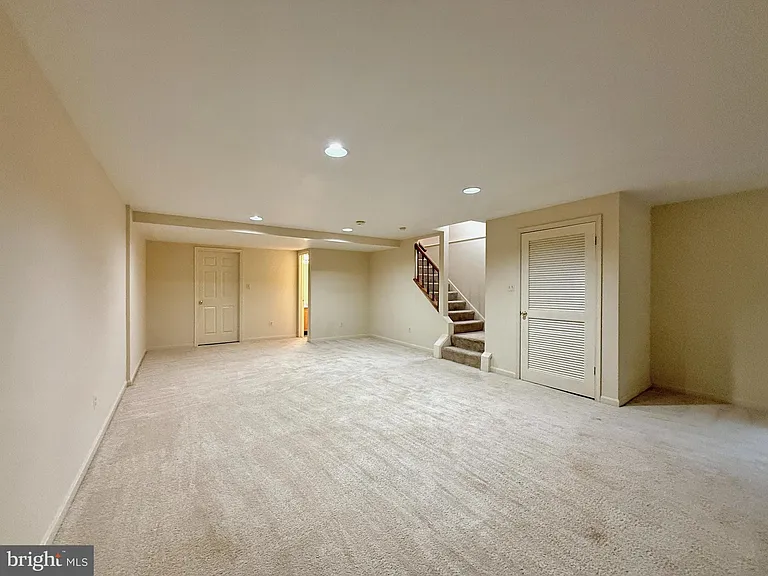 5304 Buxton Ct — Photo 24